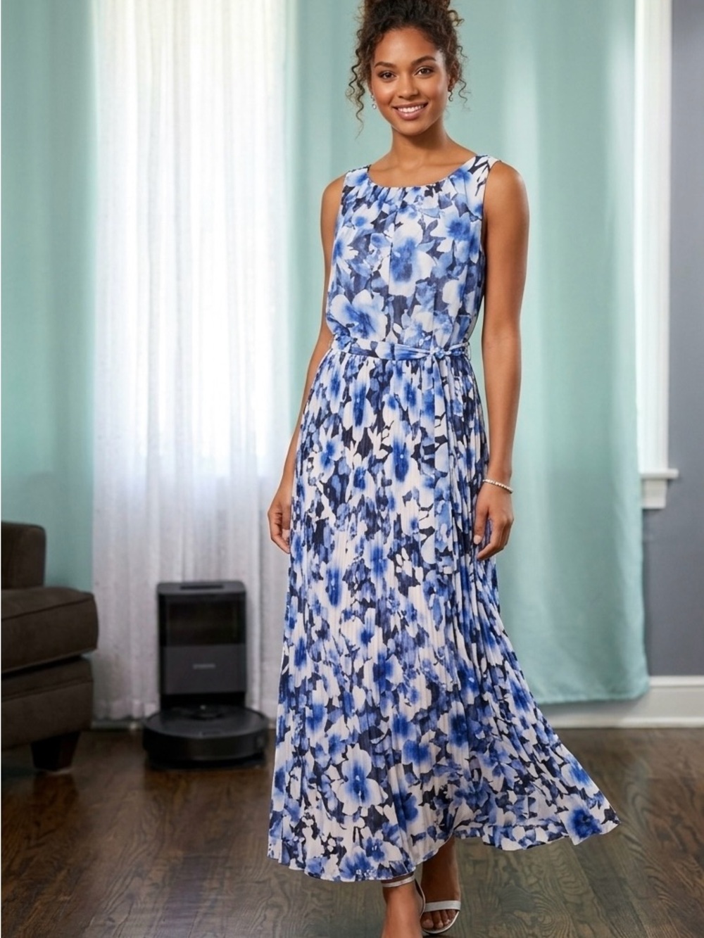 Chetta B Blue and White Floral Sleeveless Maxi Dress